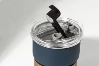 RSS cestovní hrnek tmavě modrá s potiskem loga - foto 5