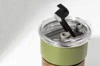 RSS cestovní hrnek zelená s potiskem loga - foto 4