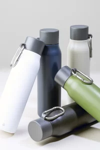 RSS izolovaná láhev bílá s potiskem loga - foto 8