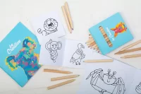 sada na vybarvování, zvířata bílá s potiskem loga - foto 8