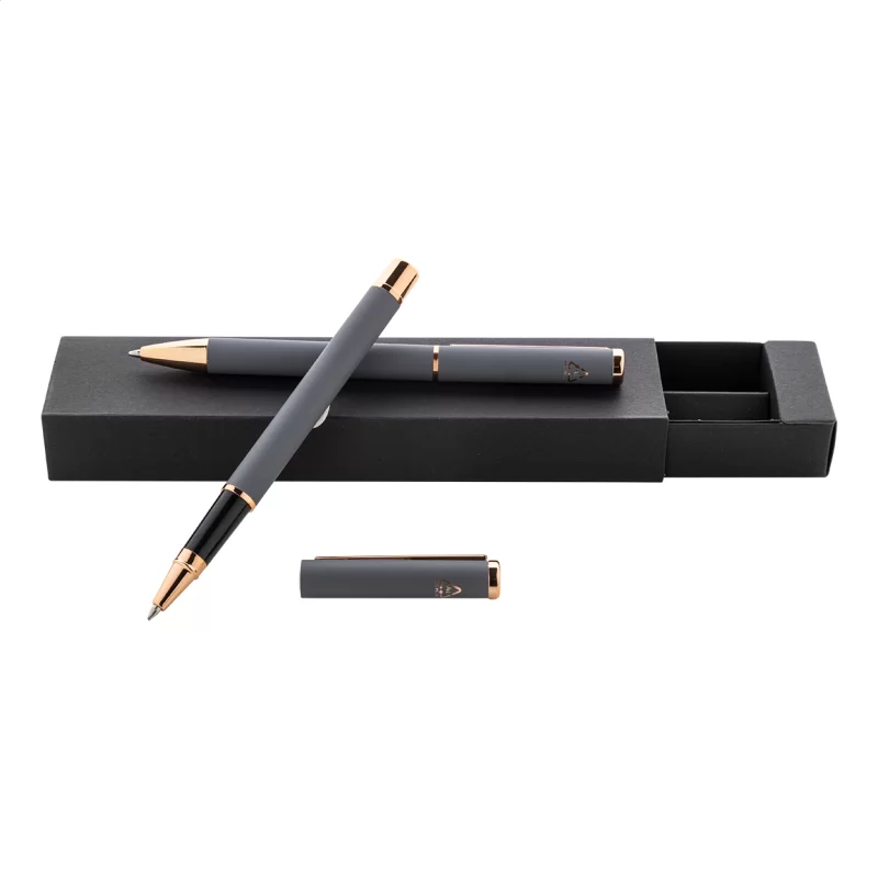 sada per šedá s potiskem loga