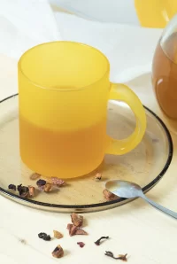 skleněný hrnek - 300 ml žlutá s potiskem loga - foto 6