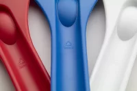 škrabka na led červená s potiskem loga - foto 3