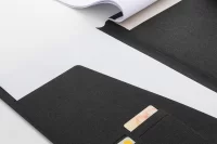 složka na dokumenty z RPET černá s potiskem loga - foto 4