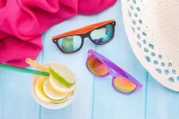 sluneční brýle růžová s potiskem loga - foto 3