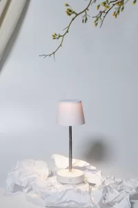 Stolní lampa RABS bílá s potiskem loga - foto 8