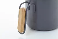 termo hrnek tmavě šedá s potiskem loga - foto 5