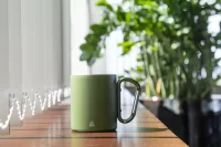 termo hrnek zelená s potiskem loga - foto 3