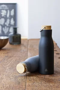 termoska tmavě šedá s potiskem loga - foto 3