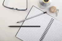 tužka černá s potiskem loga - foto 6