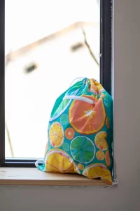 vak na stažení šňůrkou na zakázku bílá s potiskem loga - foto 4