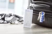 visačka na zavazadla bílá s potiskem loga - foto 3