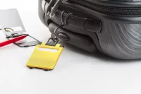 visačka na zavazadla žlutá s potiskem loga - foto 2