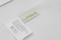 zástěra z recyklované bavlny bílá s potiskem loga - foto 4