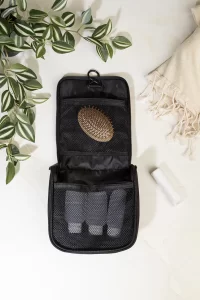 závěsná kosmetická taška z RPET černá s potiskem loga - foto 5