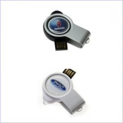 LED svítilna a USB reklamní fleška v jednom