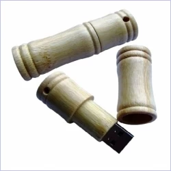 dřevěný kulatý USB flash disk