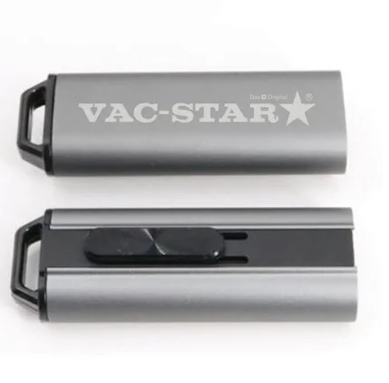 výsuvný kovový flash disk + reklamní logo  laserem - Ukýzka laseru na tmavém kovu výsuvného flash disku