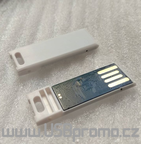 USB část karty možno použít samostatně