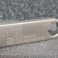 reklamní USB MK1 a ukázka světlého laseru loga