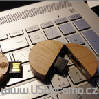 Kulatý dřevěný reklamní flash disk
